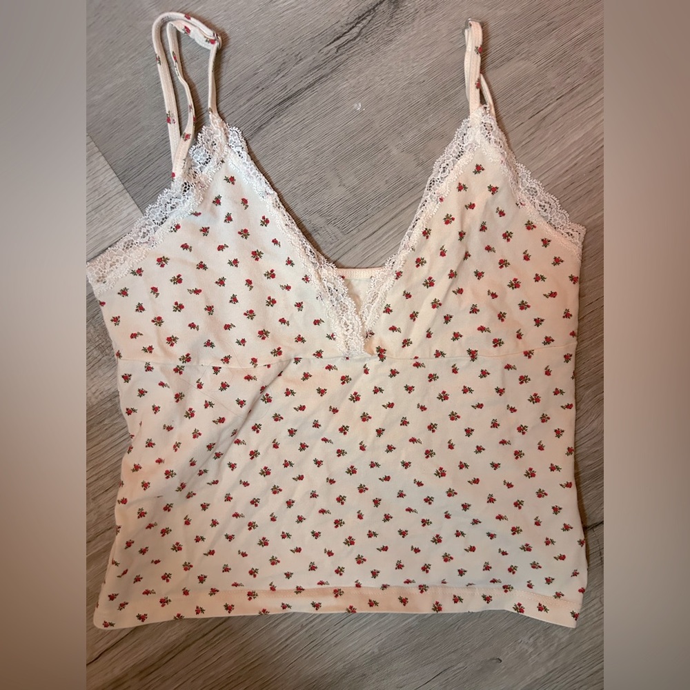 Rose printed Brandy Melville tank